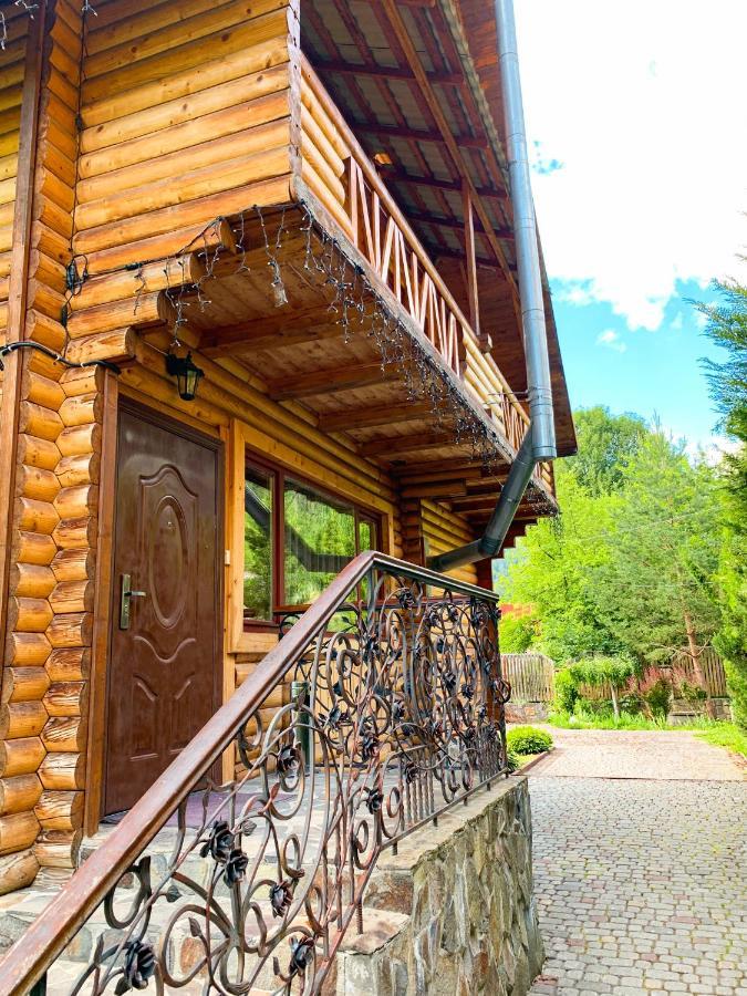 Magnolia Villa Tatariv Dış mekan fotoğraf